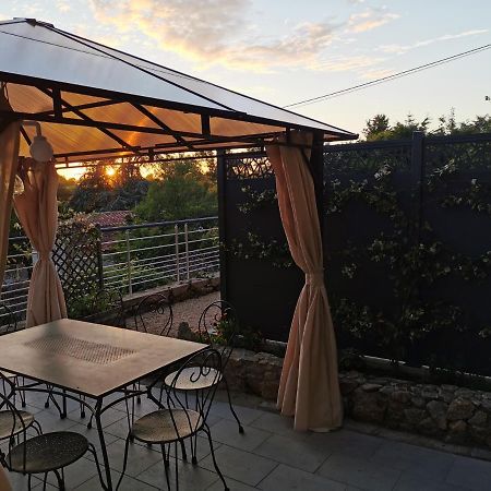 Logis Des Douves Tiffauges Exterior photo